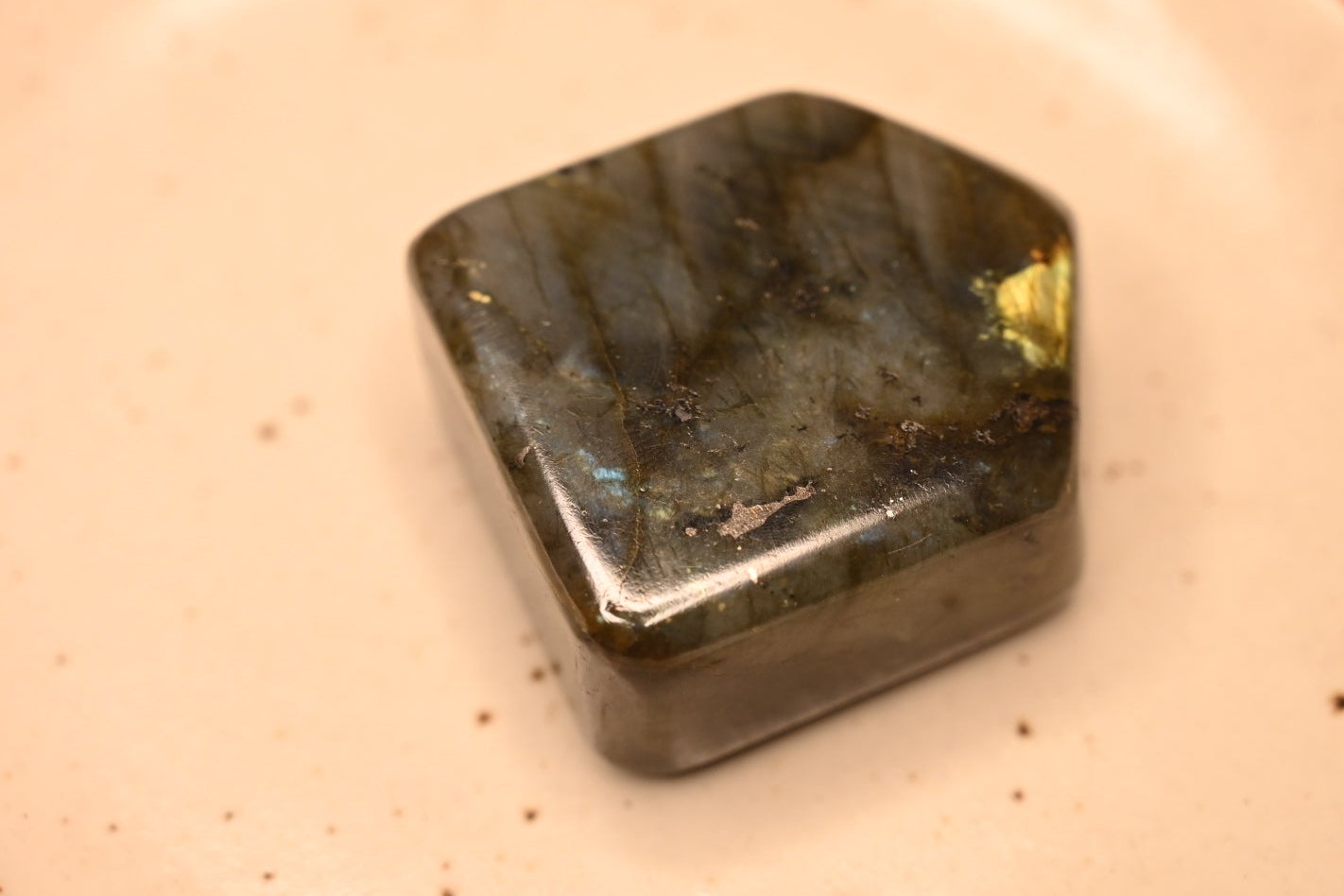Labradorite Free-form